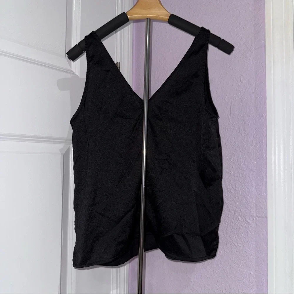 Black Old Navy Top - Size Small - Picture 3 of 3